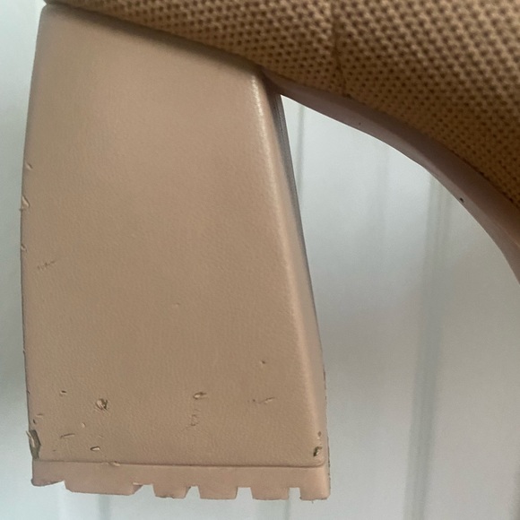 Beige slip on boots, ankle boots 8.5 - Picture 10 of 10